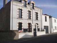 Décapage et nettoyage de façade en pierre à La Chaume aux Sables d'Olonne
