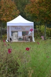 Le stand Atlan'styl dans les jardins du Logis de la Chaligny